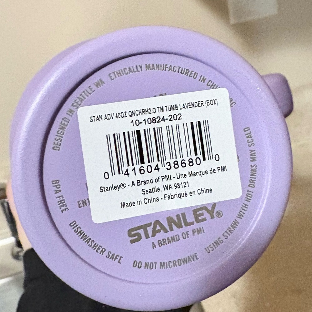 Stanley Quencher Tumbler Lavender 40oz - Picture 6 of 7